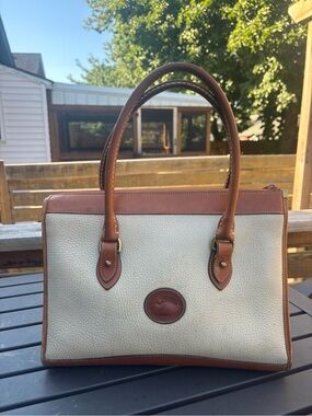 VTG Dooney & Bourke pebbled leather satchel handbag cream tan made in USA